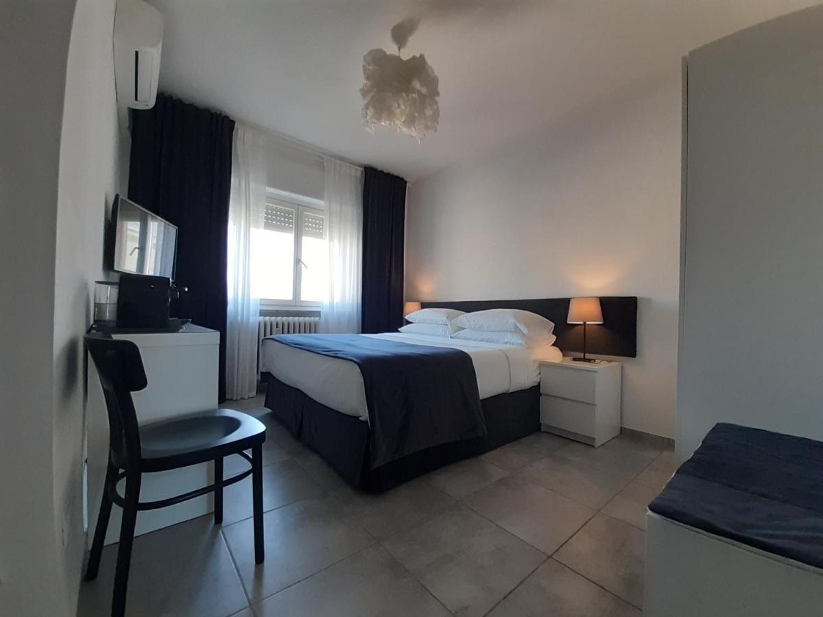 La Duchessa Hotel Alba  Bagian luar foto